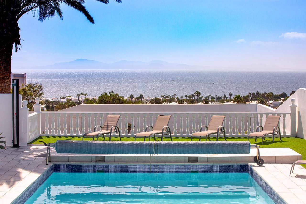 Stunning Sea View Villa With 6 Bedrooms & Heated Pool - Villa Renaissance Плая Бланка Екстериор снимка