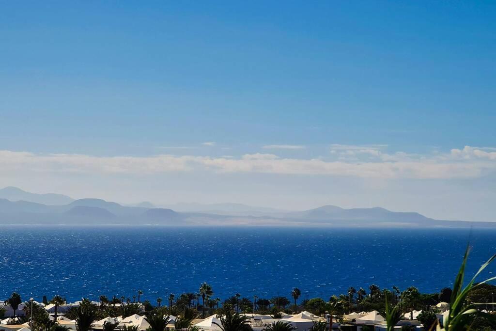 Stunning Sea View Villa With 6 Bedrooms & Heated Pool - Villa Renaissance Плая Бланка Стая снимка